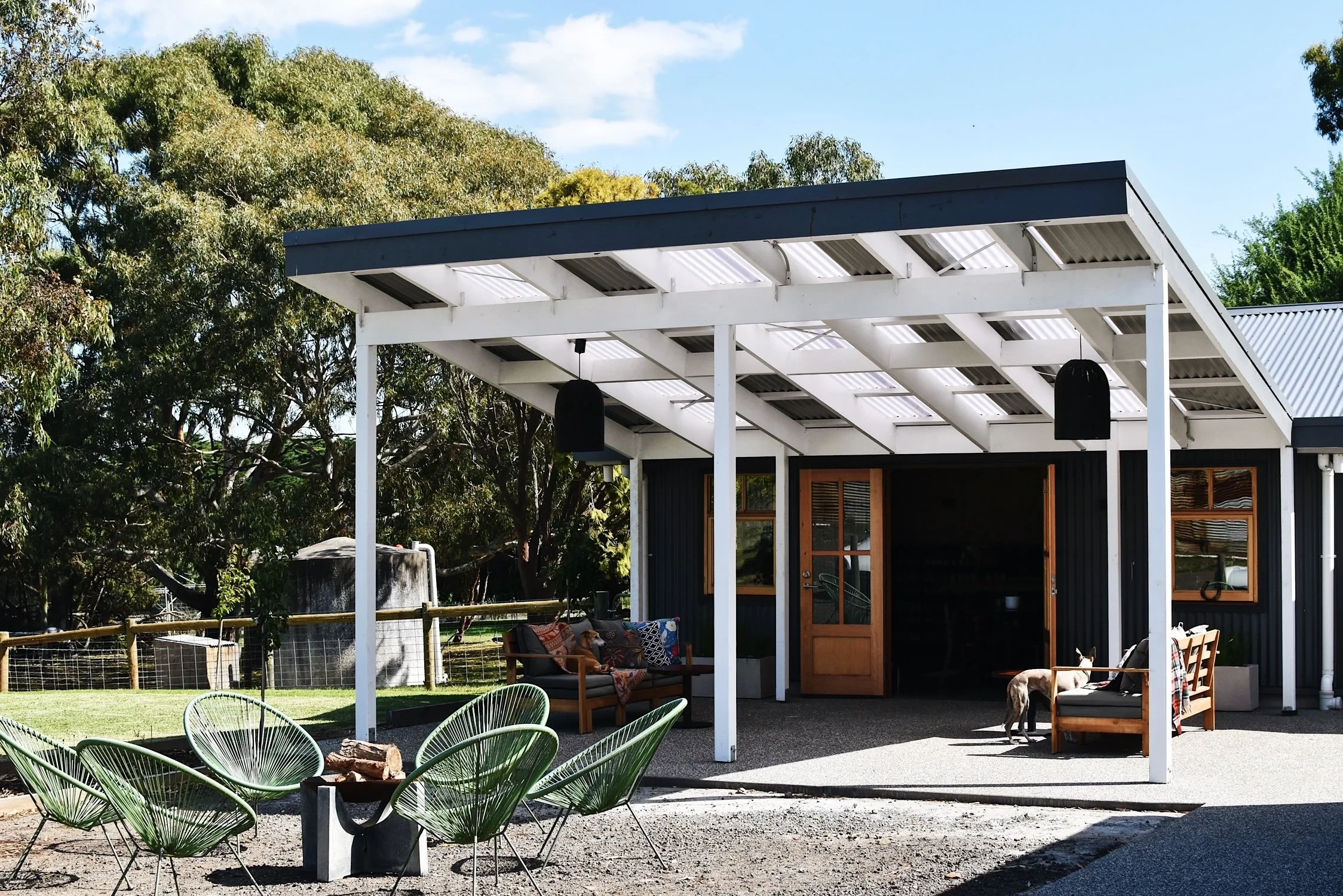 Hounds of The Vine winery cellar door Bellarine Peninsula